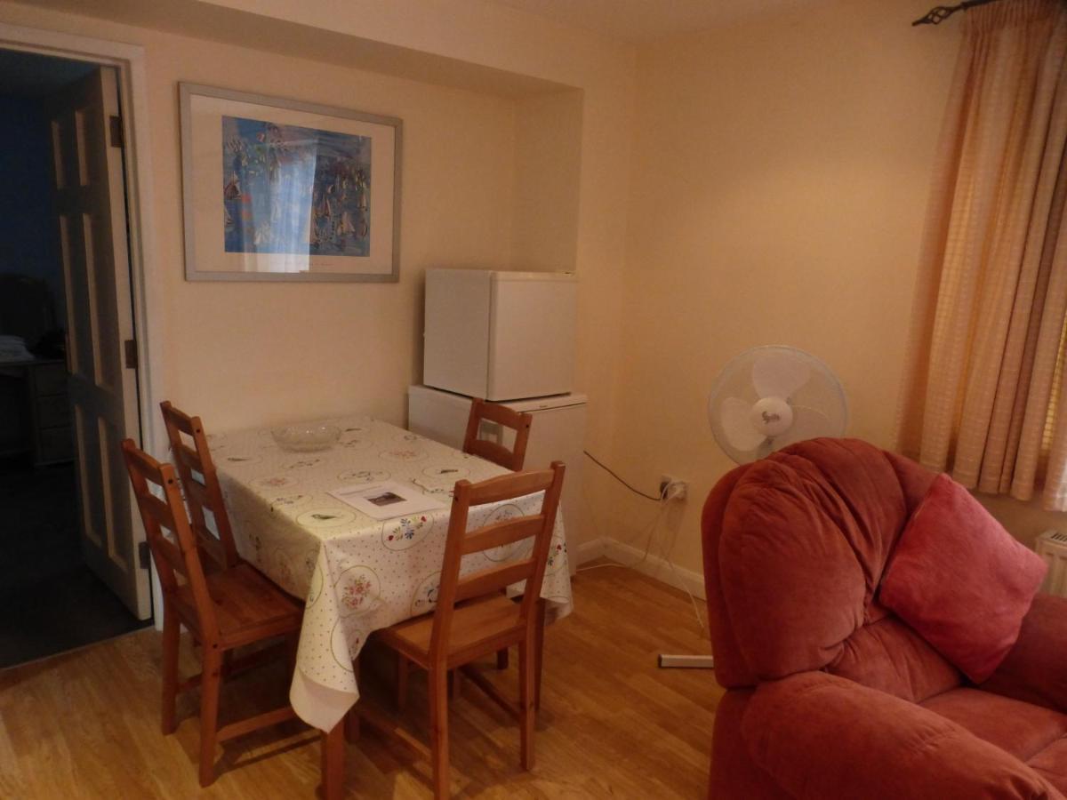 Self-Contained Private Apartment Барнет Екстер'єр фото